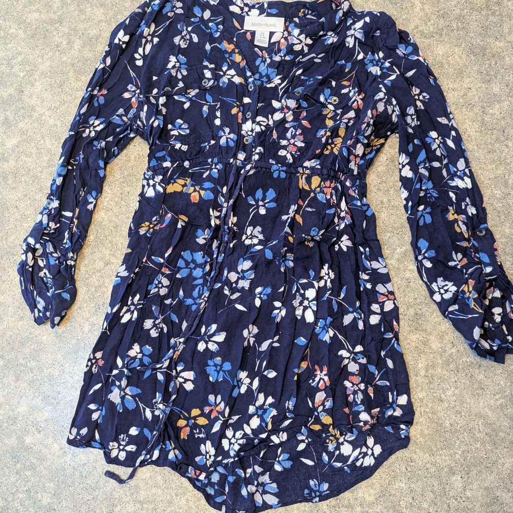 Motherhood Maternity Navy and White Floral Blouse
